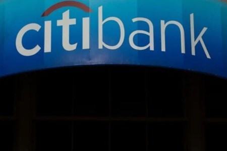 Ngân hàng Mỹ sa thải nhân viên chưa tiêm chủng COVID-19