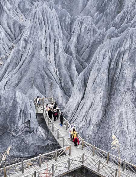 Công viên có quang cảnh độc đáo thu hút du khách