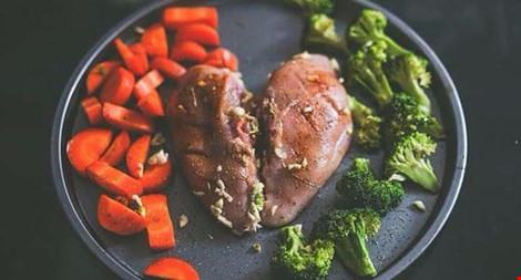 Nhịn đói giảm cân đem lại nhiều hậu quả khó lường. 