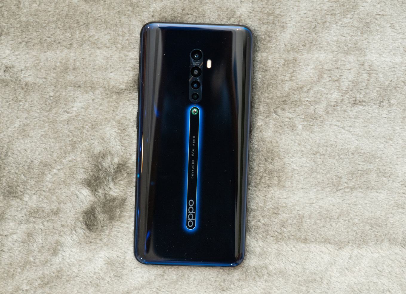 Oppo Reno 2 có giá 16 triệu đồng