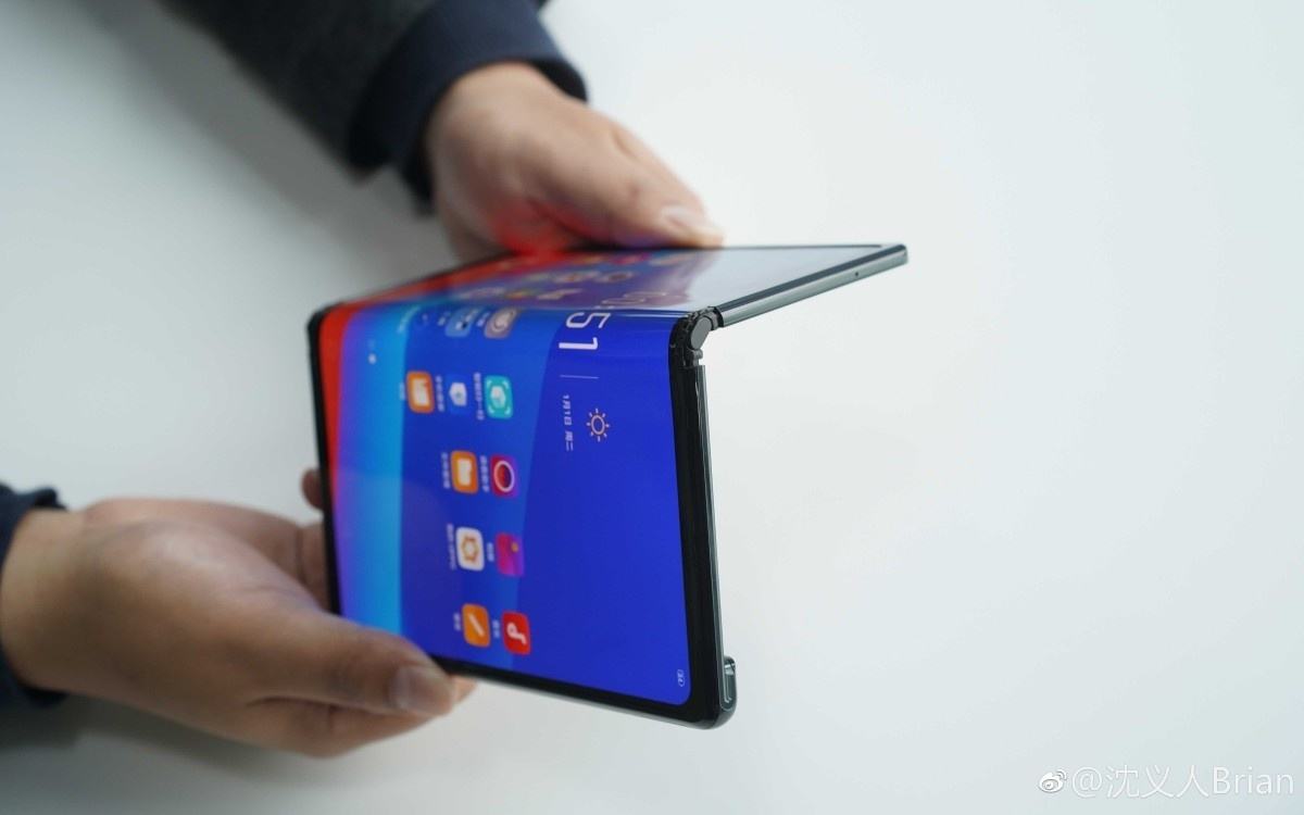 Loạt smartphone màn hình uốn dẻo ra mắt đầu 2019