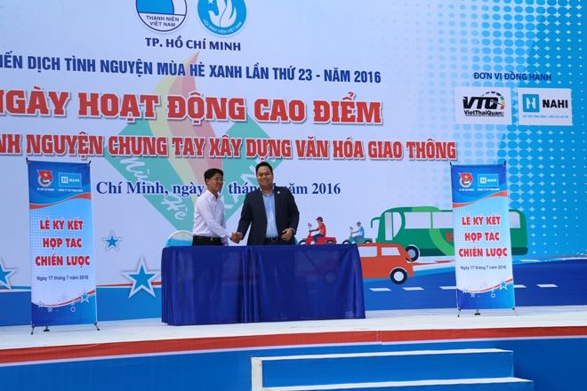 Ký kết hợp tác triển khai sản phẩm tuyên truyền An Toàn giao thông