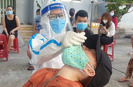 Đà Nẵng thí điểm test nhanh Covid-19 tại nhà