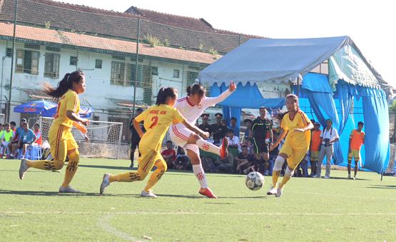 Chung kết hội khỏe phù đổng toàn quốc lần IX: Những cú cán đích ngoạn mục của điền kinh và bóng đá nữ