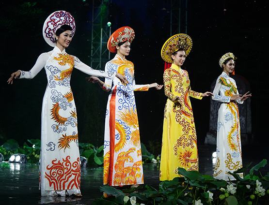 TP.HCM khai mạc Lễ hội Áo dài lần 7