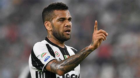 Alves hủy hợp đồng với Juve, mở đường sang Man City