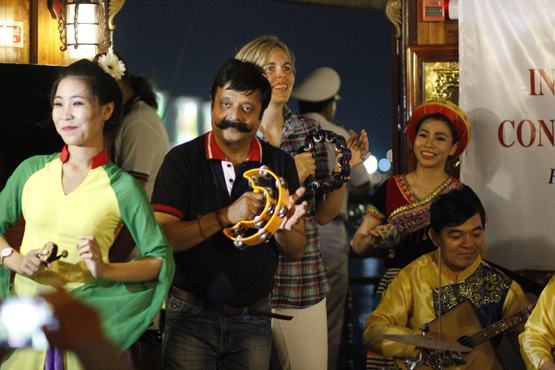 Cái “bắt tay” giữa âm nhạc truyền thống và du lịch