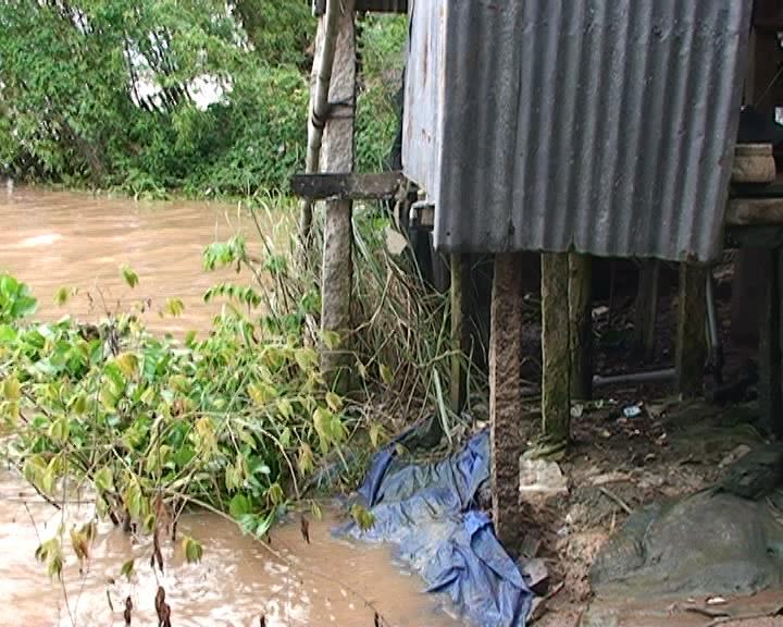 Di dời bố trí 100% hộ dân đang sinh sống trong khu vực nguy hiểm