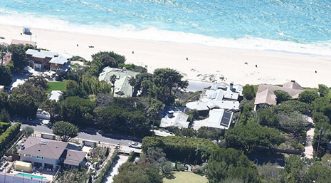 Angelina Jolie và con phải điều trị tâm lý sau vụ ly hôn - ảnh 2