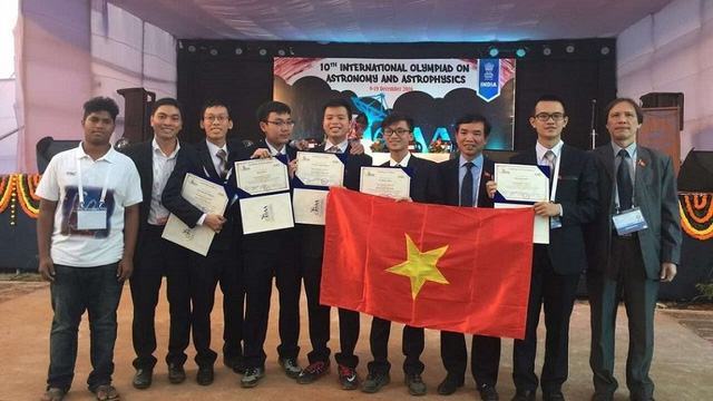 Việt Nam đạt 5 giải Olympic thiên văn học và vật lý thiên văn 2016