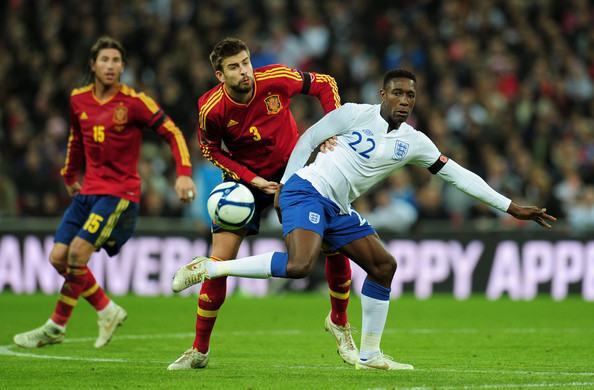2h45 ngày 14/11, sân José Rico Pérez, Tây Ban Nha – Anh: So tài giữa hai phong cách bóng đá