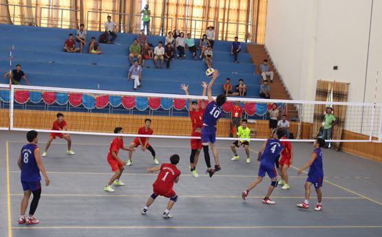 Chung kết Hội khỏe Phù Đổng toàn quốc lần IX: Giành chiến thắng nghẹt thở, bóng chuyền nam HS TP.HCM vào bán kết