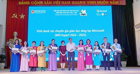 Phát động diễn đàn đổi mới sáng tạo GD Việt Nam trên nền tảng CNTT 2022 – 2023