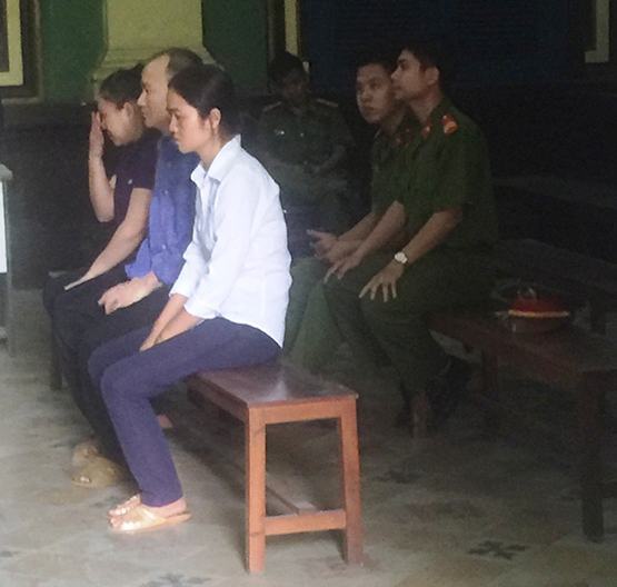 Anh em tù tội vì lừa đảo