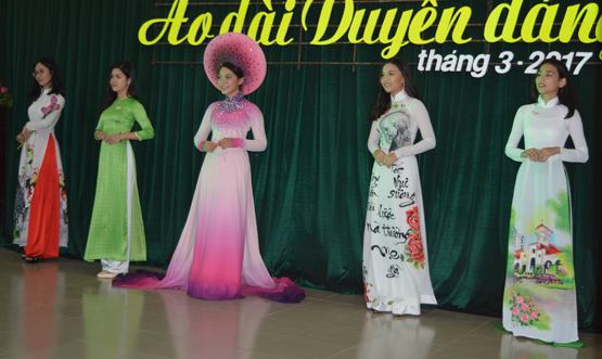 Hội thi Duyên dáng áo dài
