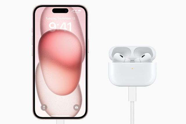 Apple giới thiệu AirPods Pro 2 với USB-C, chống bụi và âm thanh lossless - Ảnh 1.