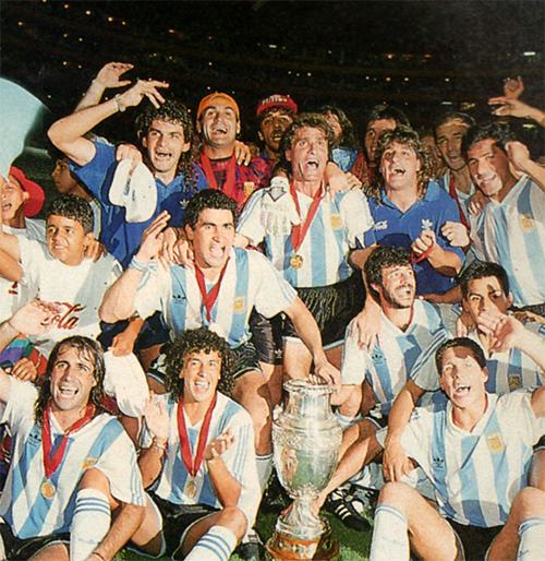 Argentina và gánh nặng vinh quang ở Copa America 2016