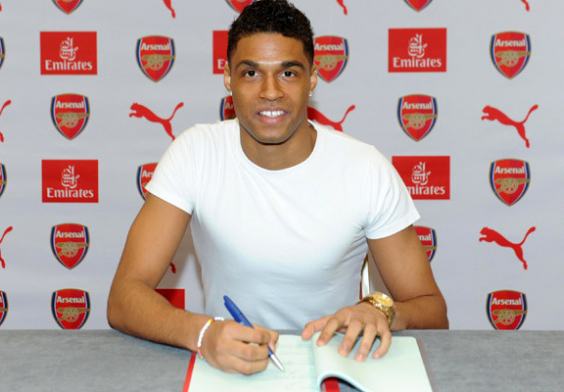 Arsenal chính thức sở hữu trung vệ cao 1m90