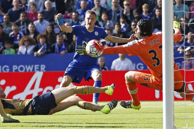 Arsenal phá vỡ hợp đồng Jamie Vardy