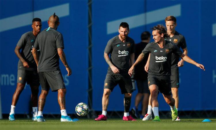 AS: Barca tính kế giảm thêm lương