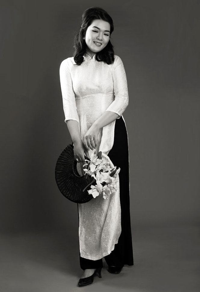 Âu Bảo Ngân ra mắt Sàigòn.Saigon