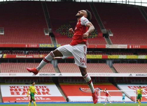 Aubameyang ngấm ngầm báo tin vui cho Arsenal