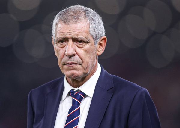 Ba Lan sa thải HLV Fernando Santos chỉ sau 6 trận