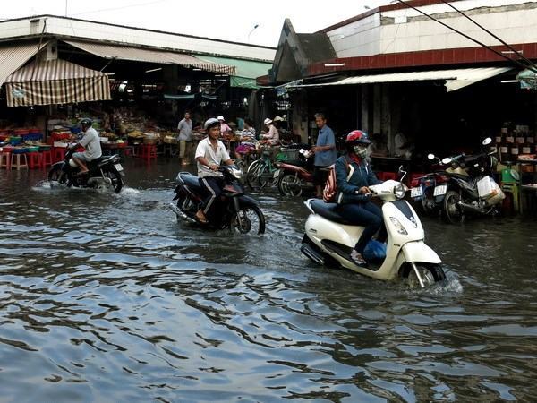 Bắc Bộ lạnh tăng cường, Nam Bộ triều cường xuống chậm