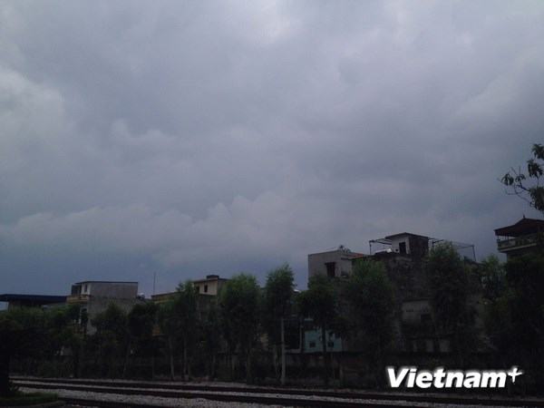 Bắc Bộ se lạnh, Trung Bộ mưa kéo dài tăng nguy cơ xảy ra lũ quét