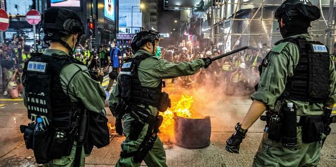 Bắc Kinh bị giáng đòn về Hồng Kông
