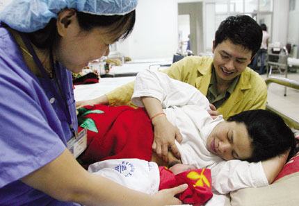 Bác sĩ bệnh viện công ít thân thiện hơn bệnh viện tư