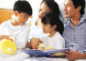 Bài dự thi “Từ hình ảnh người mẹ suy nghĩ về vai trò người phụ nữ Việt Nam trong gia đình”: Học gì ở mẹ?