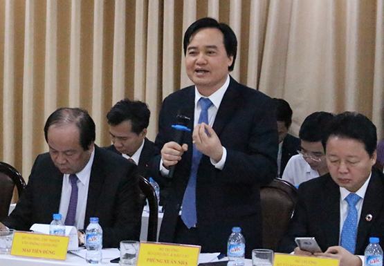 Không thể chỉ yêu cầu thầy cô đổi mới…