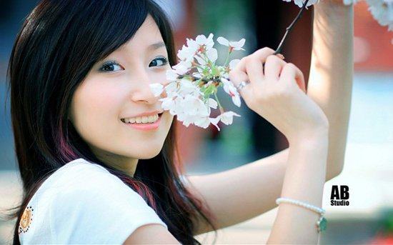 Bàn về học vấn của hotteen