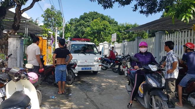 Bàng hoàng vụ nghi phạm 19 tuổi sát hại mẹ và em ruột