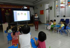 Bảng tương tác vào trường mầm non