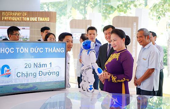 Ủng hộ những kiến nghị đổi mới để phát triển giáo dục
