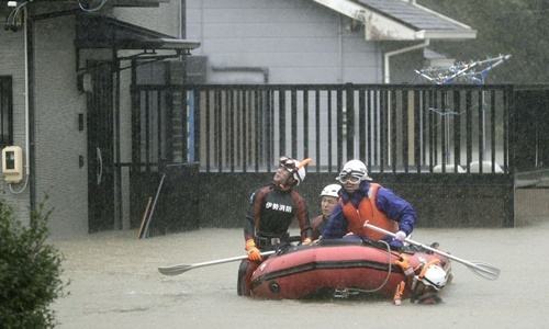 Cách Nhật chiến đấu với siêu bão Hagibis