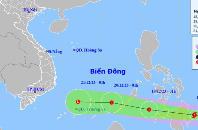 Bão Jelawat đang di chuyển nhanh vào Biển Đông