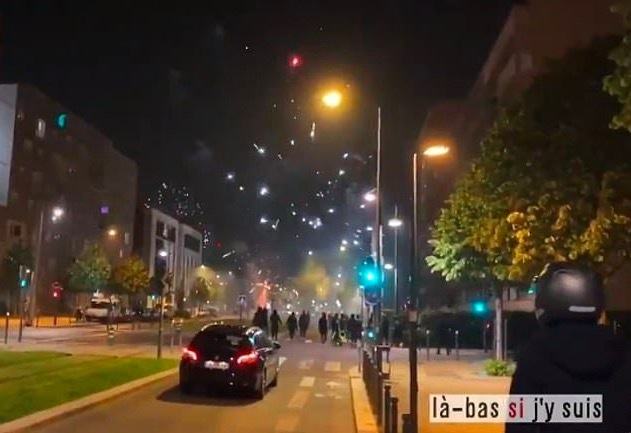 Bạo loạn chống phong toả bùng phát dữ dội ở Paris