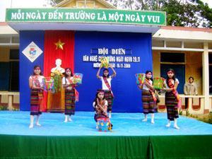 Bạo lực học đường nhìn từ giáo dục