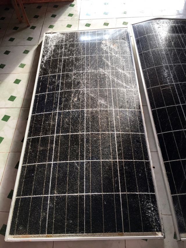 Bão quét Trường Sa, giàn pin mặt trời bị gió cuốn mất - Ảnh 8.