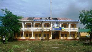 Bão số 10 tàn phá miền Trung: 3 ngày nữa HS mới có thể trở lại trường