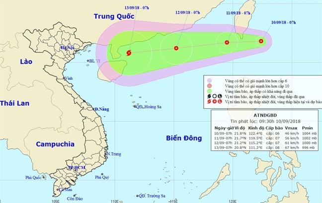 Áp thấp nhiệt đới và siêu bão cùng tiến vào biển Đông