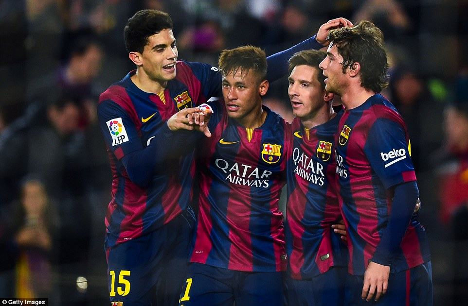Barcelona 5-0 Elche: Messi, Suarez, Neymar cùng lập công