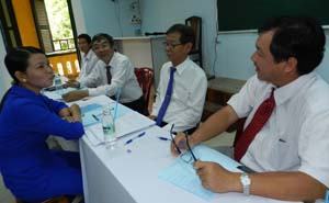 “Bắt tay” nâng chuẩn giáo viên