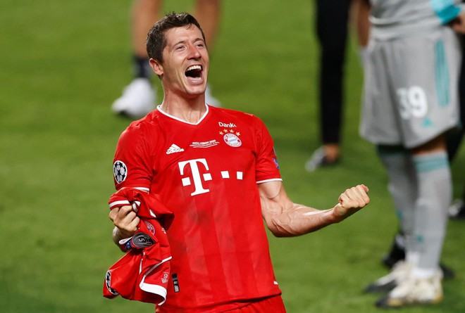 Bayern Munich đăng quang Champions League, sự tưởng thưởng cho người hùng Lewandowski