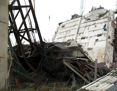 Bé gái vụ tiệm vàng phải được điều trị tâm lý đặc biệt