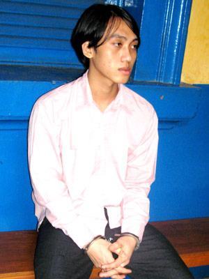 Bị ép cưới con gái 12 tuổi