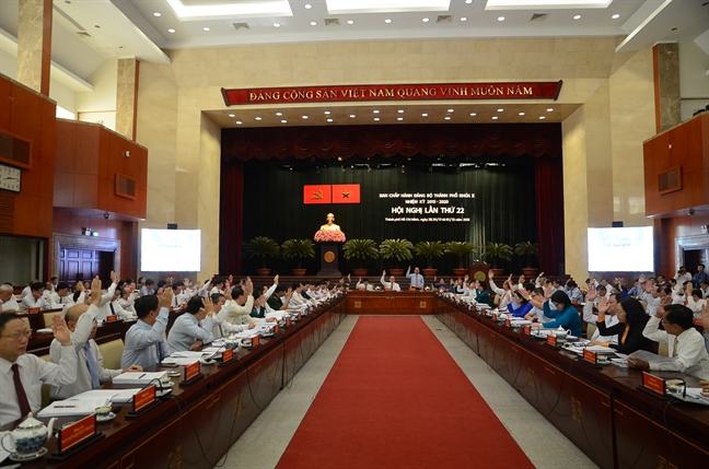 Bi thu Thanh uy diem mat hai linh vuc nong nhung giai ngan cham